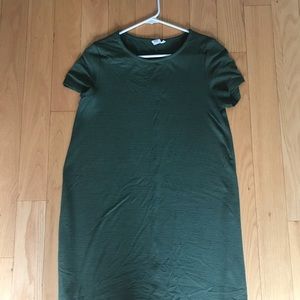 Gap tee shirt dress